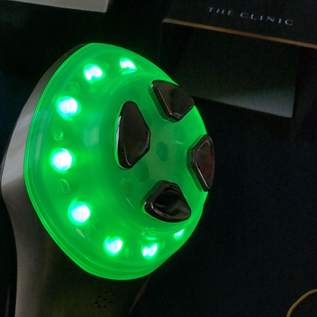 ドクターアリーヴォ ザ クリニック美顔器