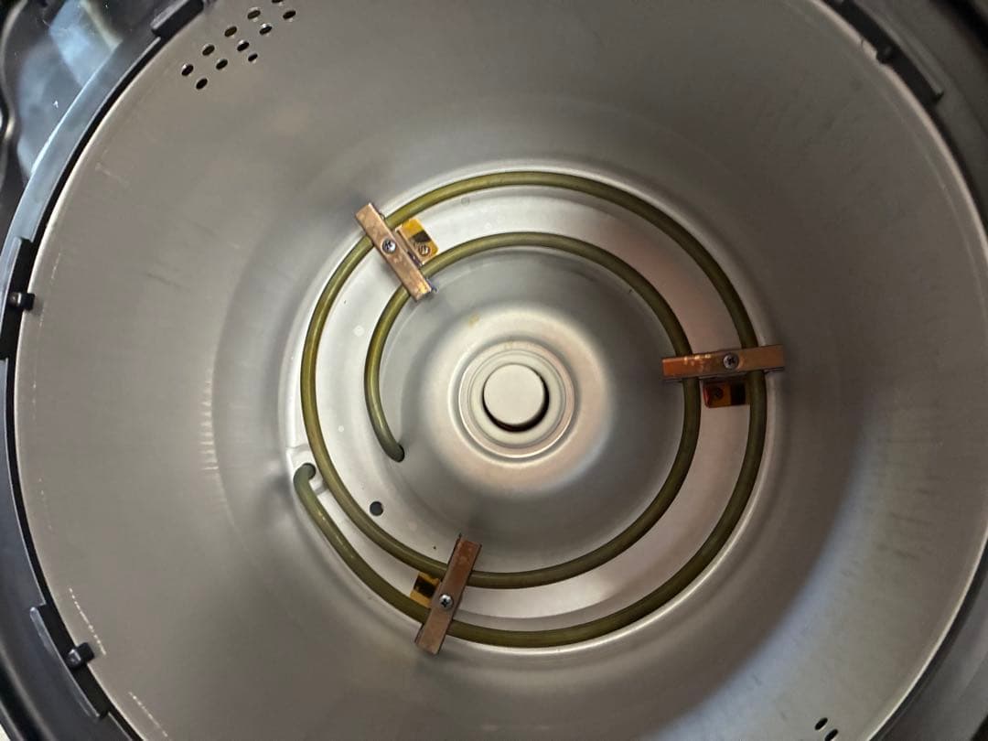 タイガー TIGER 炊飯ジャー　JNO-A361 2025年製　中古品　動作品