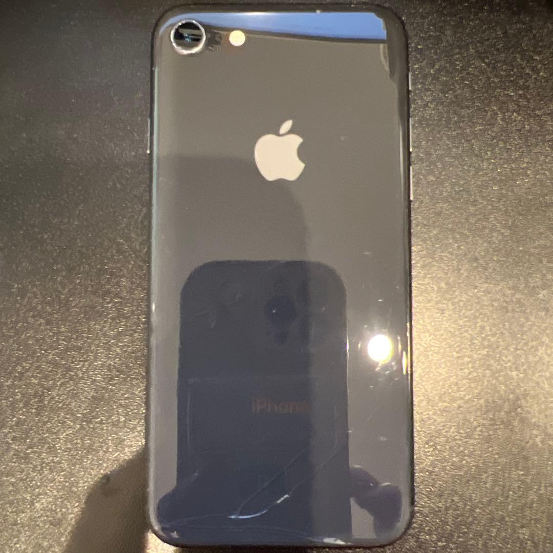 Apple iPhone8 スペースグレイ 本体