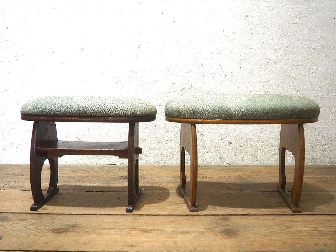 1370 2個セット　レトロな脇息　肘掛け　肘置き　骨董　和モダン　アンティーク