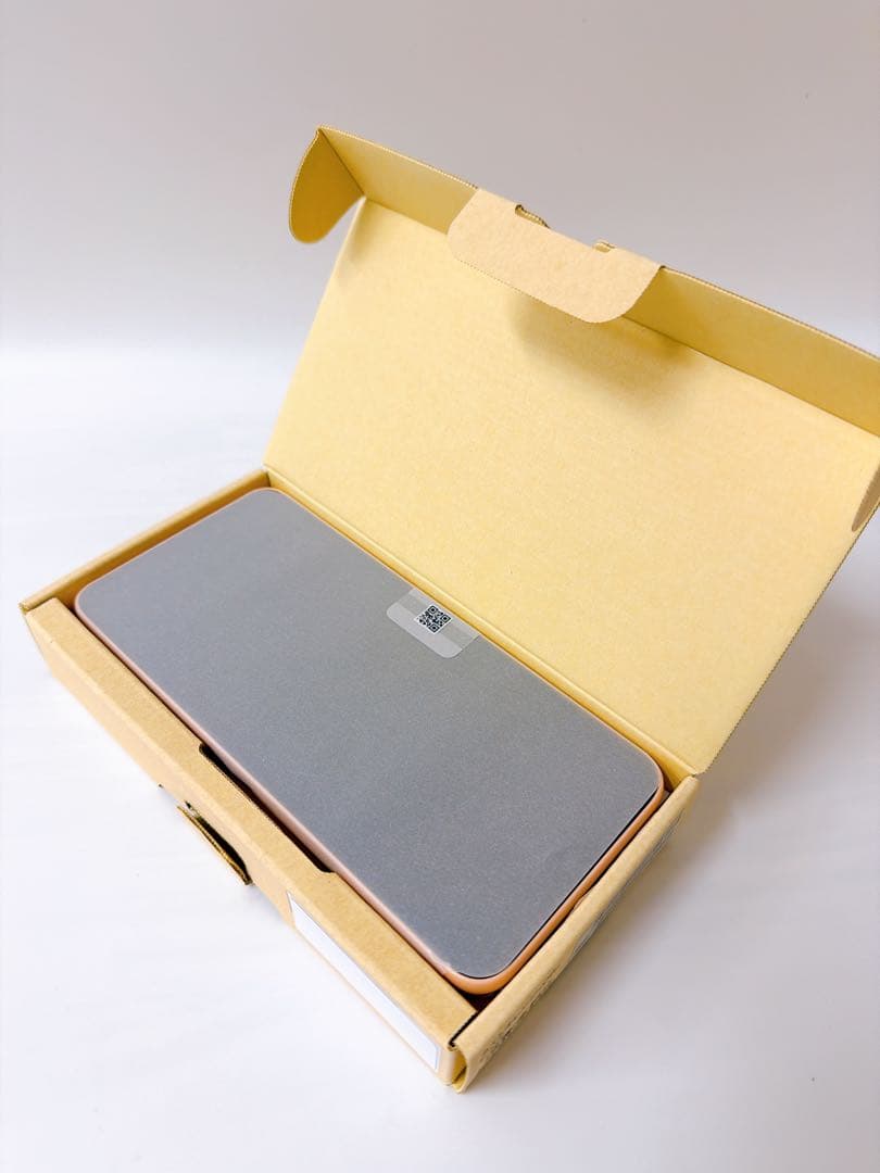 【新品同様】ARROWS We2 オレンジ ドコモ版