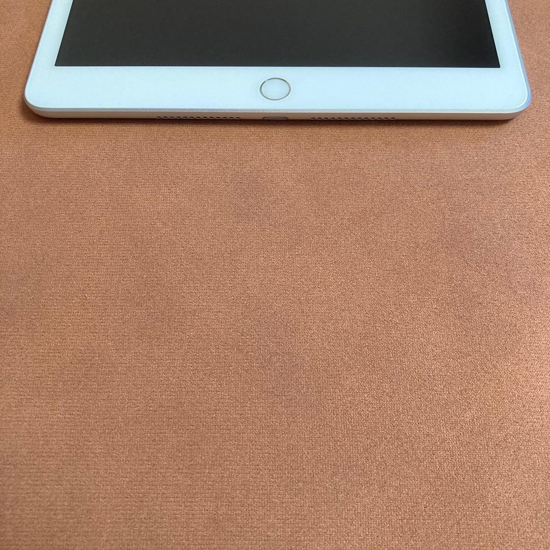 1095【早い者勝ち】電池ほぼ新品☆iPad7第7世代32GB WIFIモデル☆