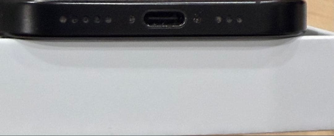 【本体】iPhone 16 Pro 128GB 97% Apple