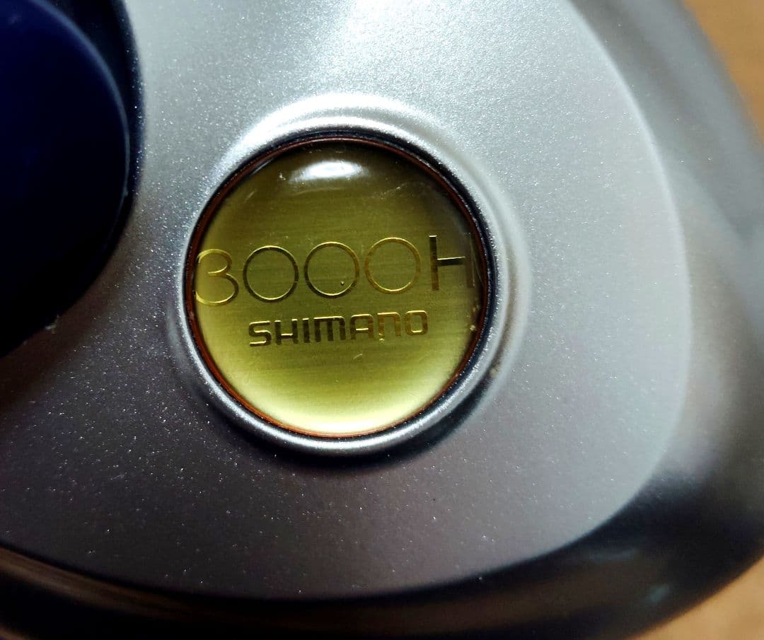 シマノ 電動リール 電動丸 3000H 新品並みの超超超美品です。