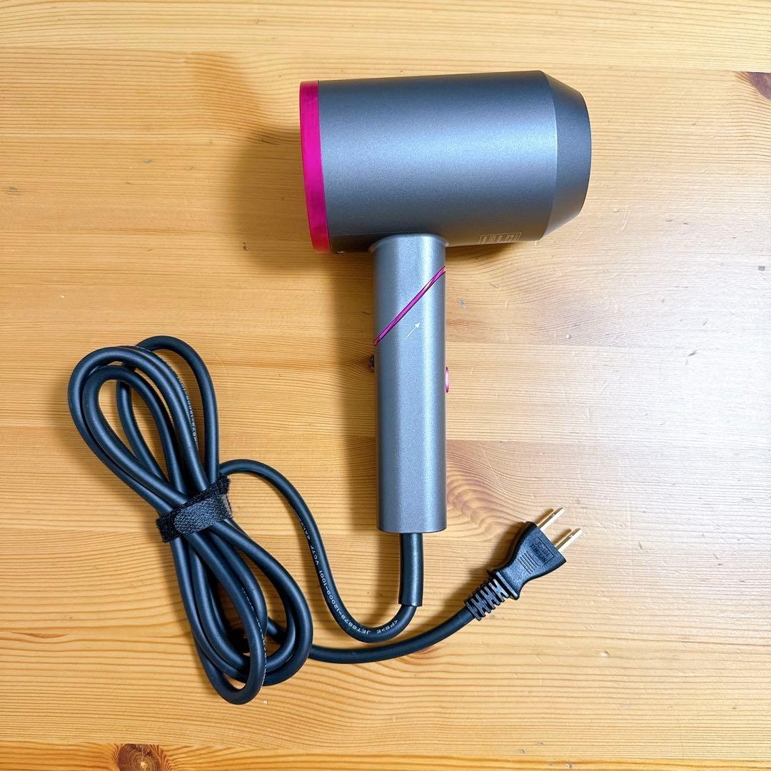 ディフューザー付きヘアドライヤー、1875W速乾性イオンブロードライヤー