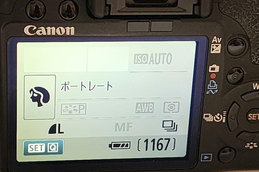 ⭐届いてすぐ使える⭐ Canon Kiss X3 一眼レフカメラ 人気機種 入門