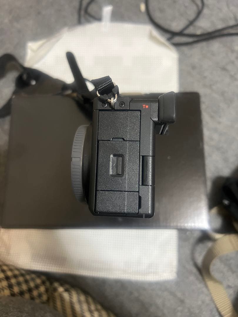 SONY α6700 高倍率ズームレンズキット単焦点レンズ