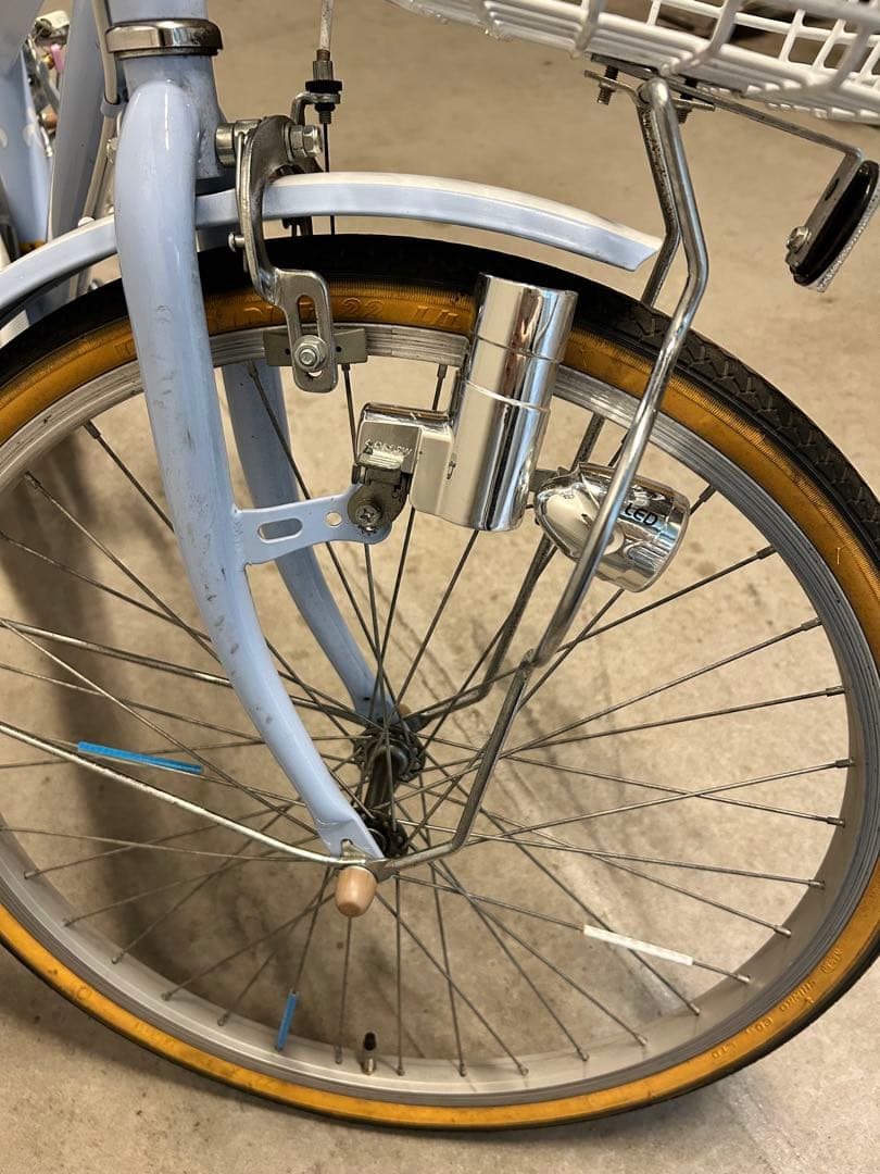 自転車22インチ 女の子 MAHALO 6段変速 【手渡し限定】