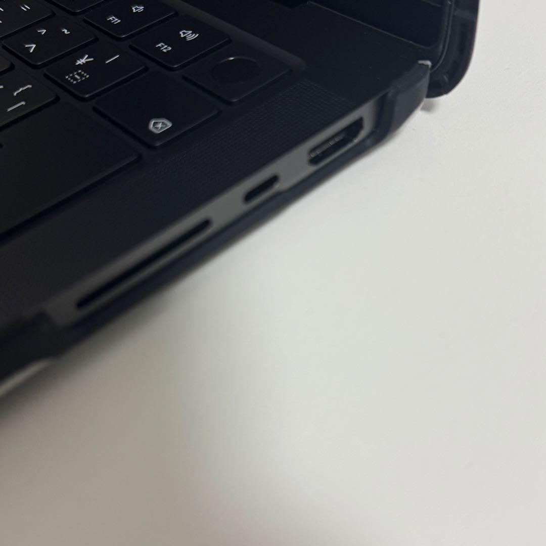 MacBook Pro M4Max 36GB/1TB 14インチ　スペースグレー