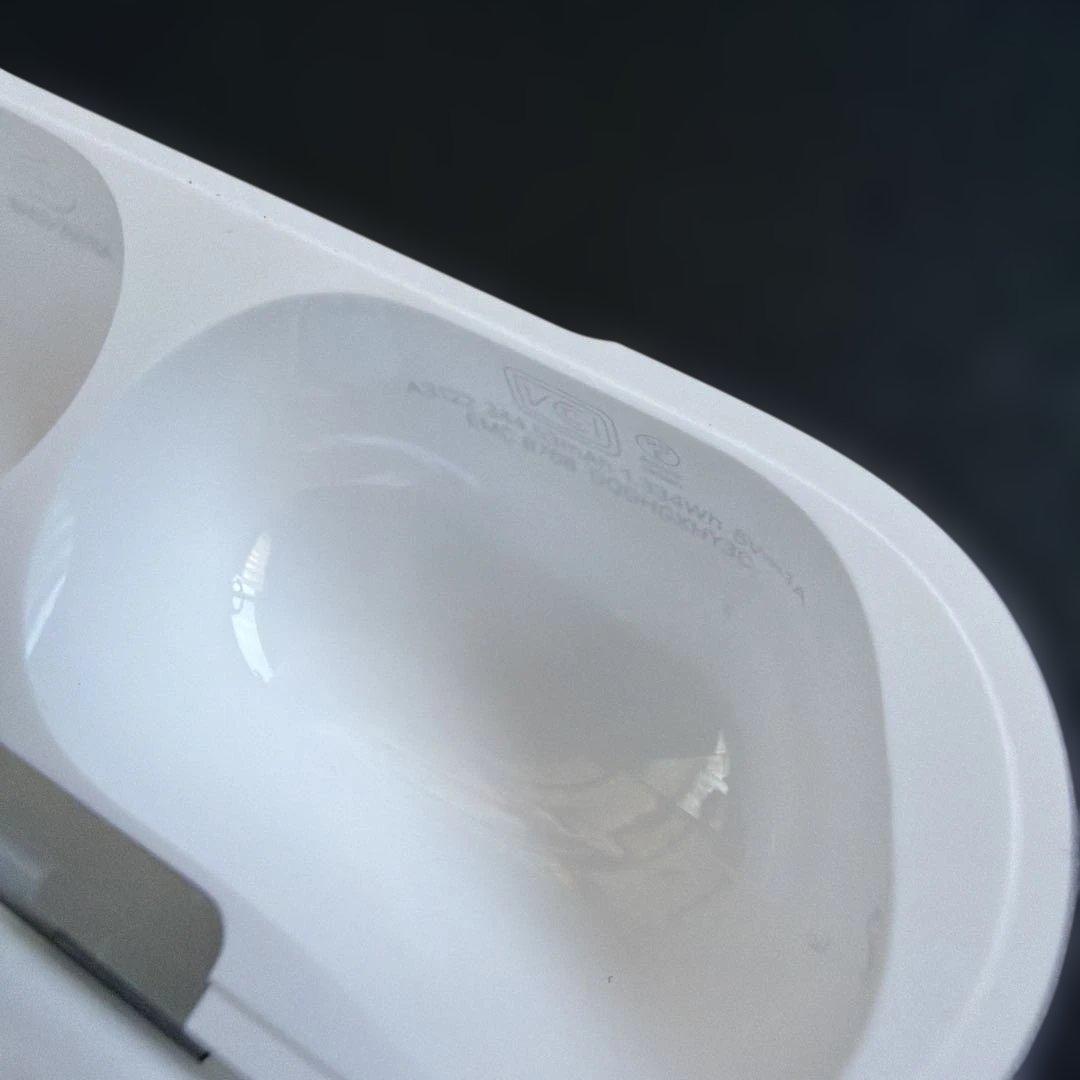 Apple AirPods3（充電器本体+左耳イヤホン+付属品）