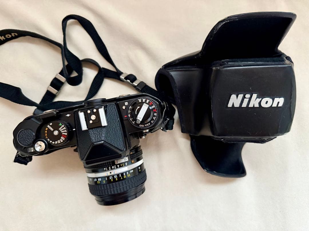 【Nikon】ニコンFE2 一眼レフカメラ/カバー・ケース付き