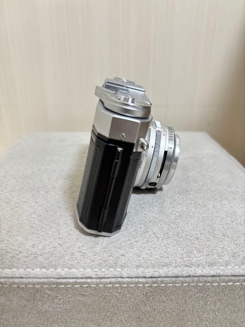 古いカメラ　TOPCON 35-S f=4.4 1:2