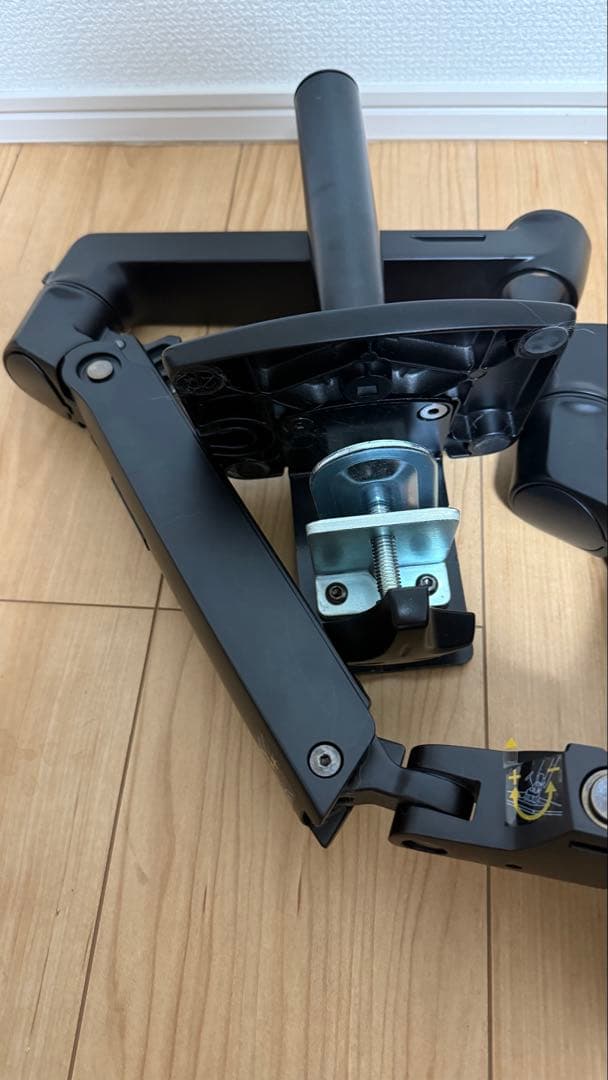 Amazonベーシック　ブラック モニターアーム 2個セット　エルゴトロン