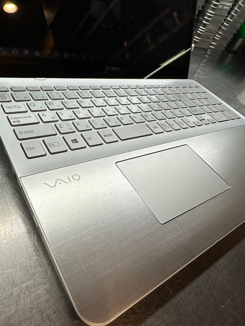 美品SONY VAIO シルバー ノートPC Windows8.1