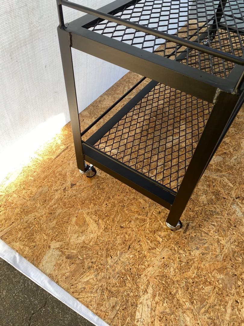 アイアンシェルフ　アイアン家具　植物棚　植物　アガベ　棚　インダストリアル