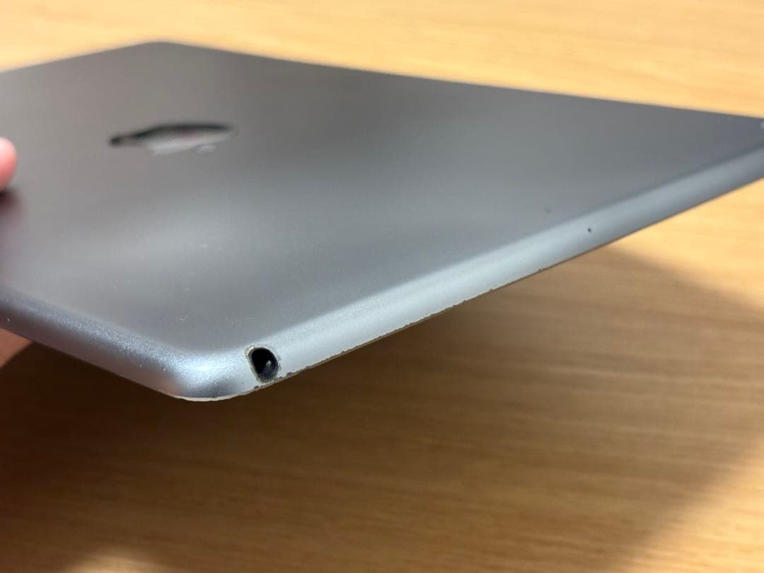 iPad Air 第3世代スペースグレー＆Combo Touchキーボードセット