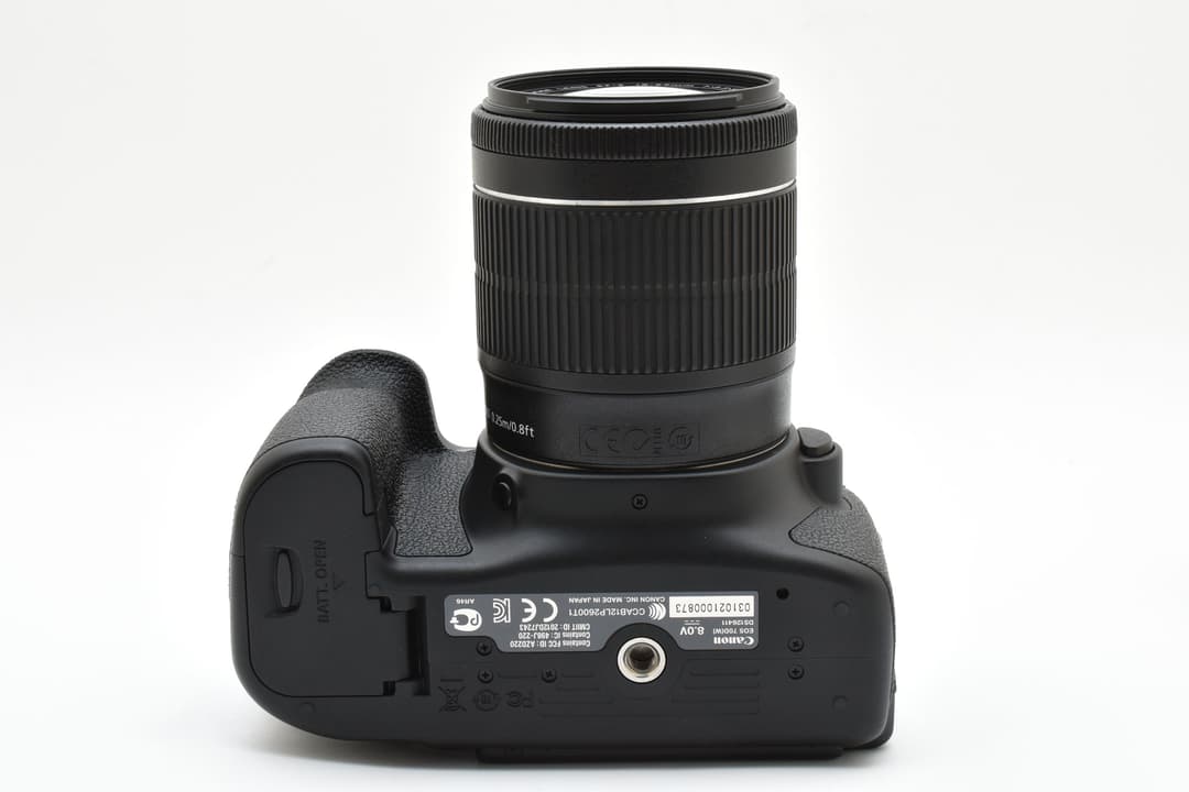 ほぼ未使用 Canon EOS 70D Wi-Fi搭載 キャノン #8934