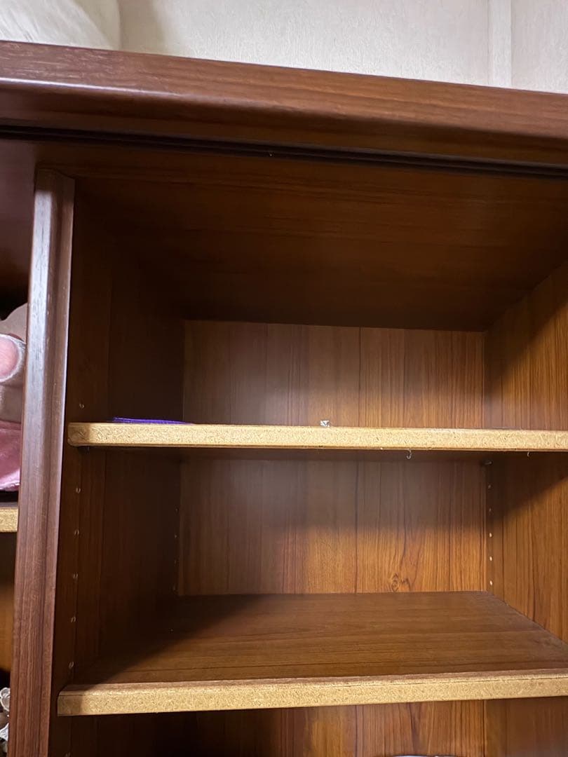 本棚、小物置き