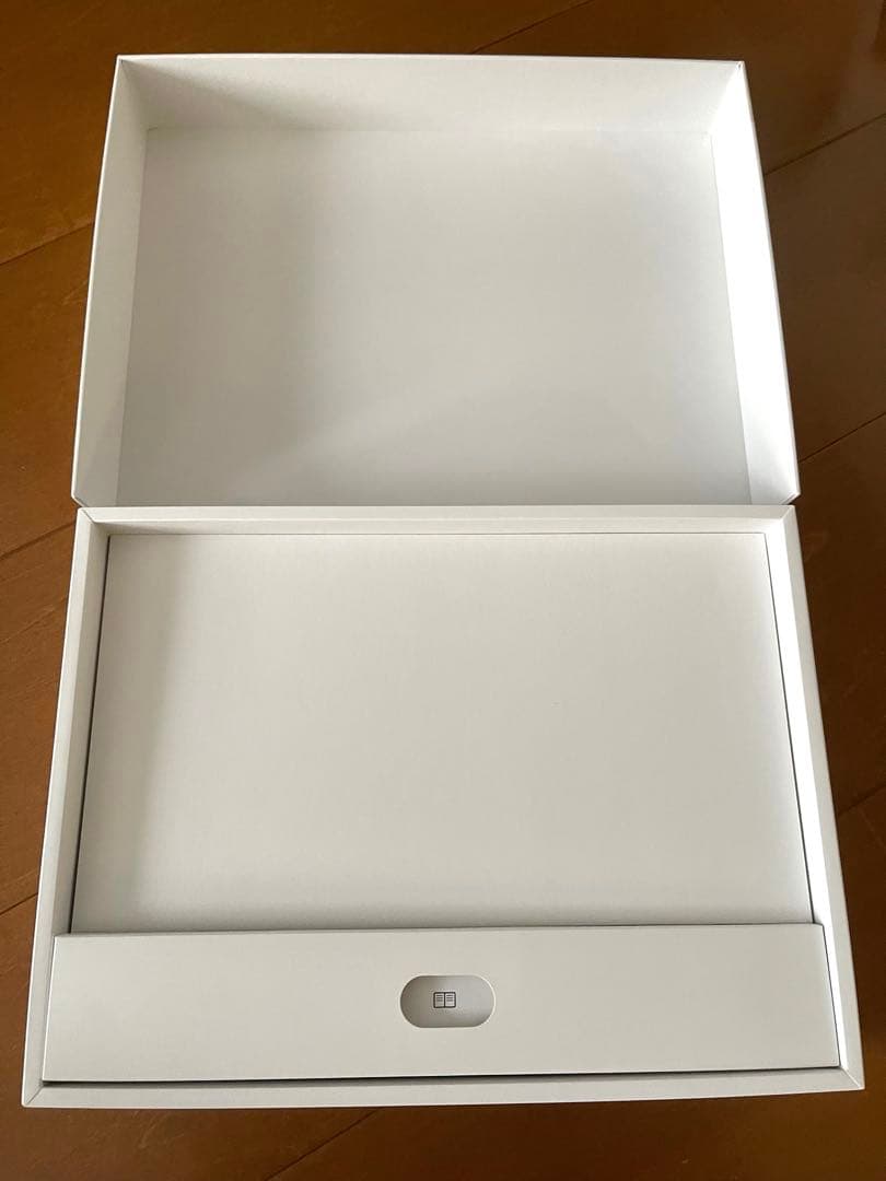 Surface Laptop 第7世代 13.8 16GB RAM 512GB