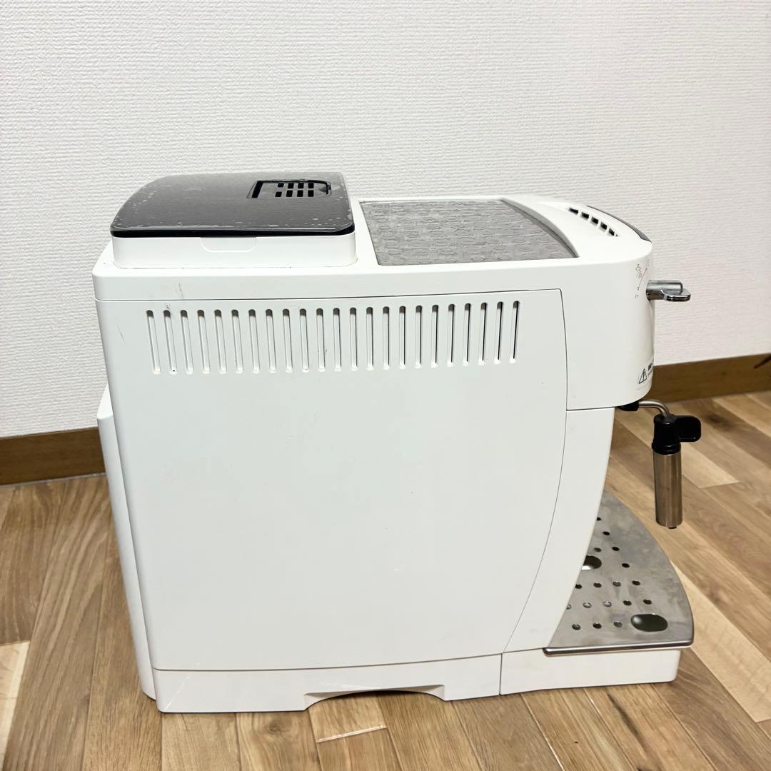 デロンギ マグニフィカS ECAM22112W