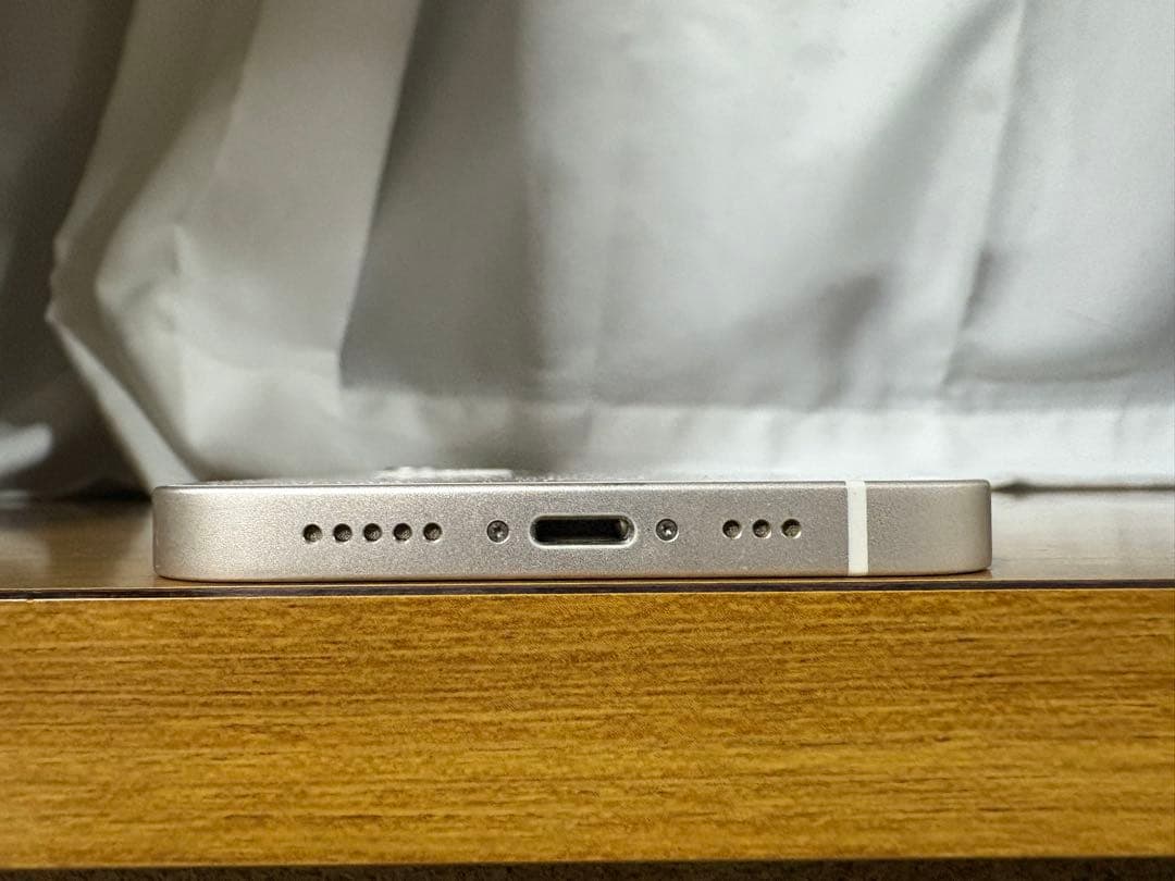 iPhone 12 ホワイト 本体