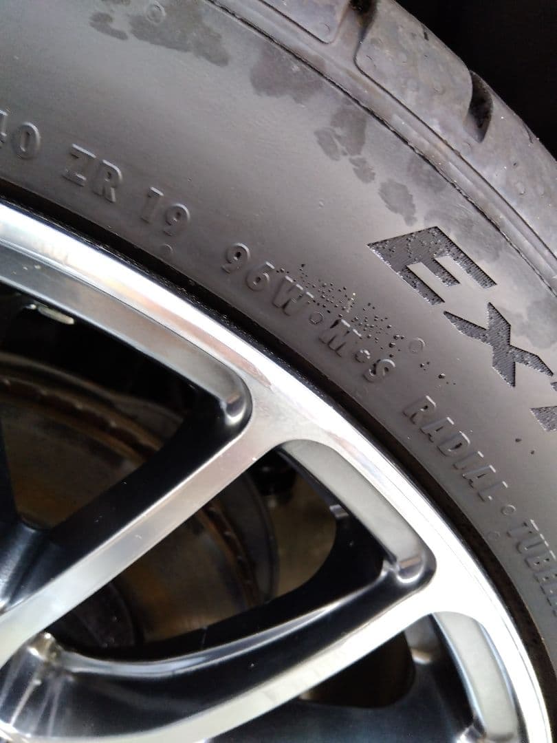 レイズ ホムラ 2×10BD 235/40R19 8J＋45 PCD114.3
