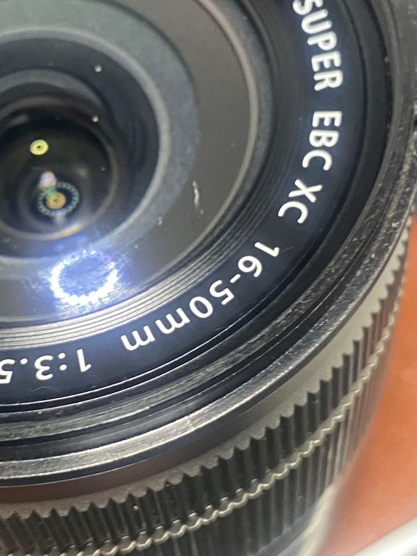 値下けしました！Fuji X-m1ミラーレス16-50と50-230電池も2個