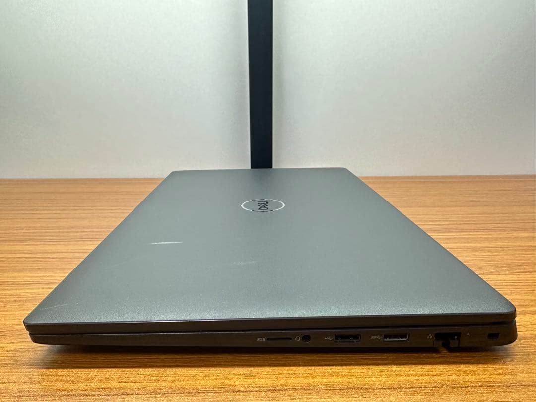 Windowsノート本体 Dell Latitude 3520 i7-1165G7 8Gb 256Gb