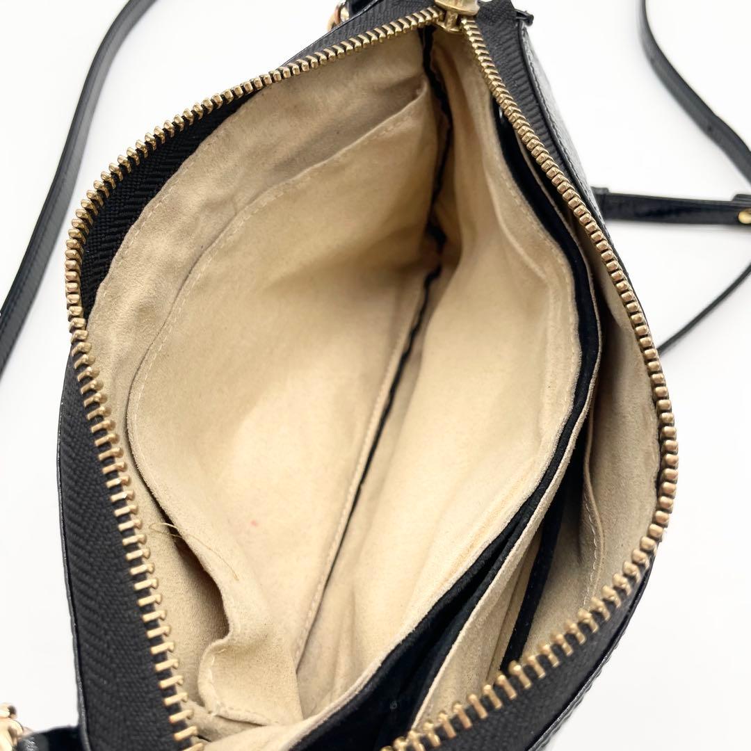 ATAO アタオ　ブーブー　ショルダーバッグ　エナメル　タッセル　ブラック