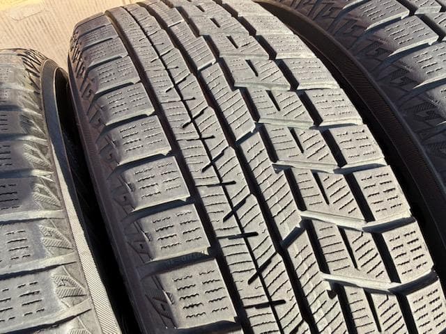 専用。アクア ヴィッツ フィット スタッドレスセット 175/65R15