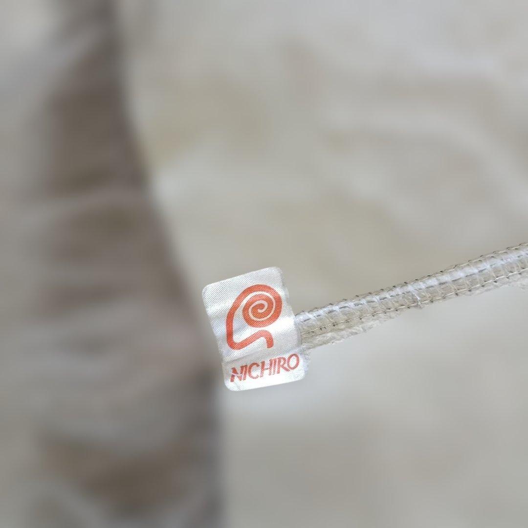 6031）ニチロムートンラグ　敷物　１２２×６４