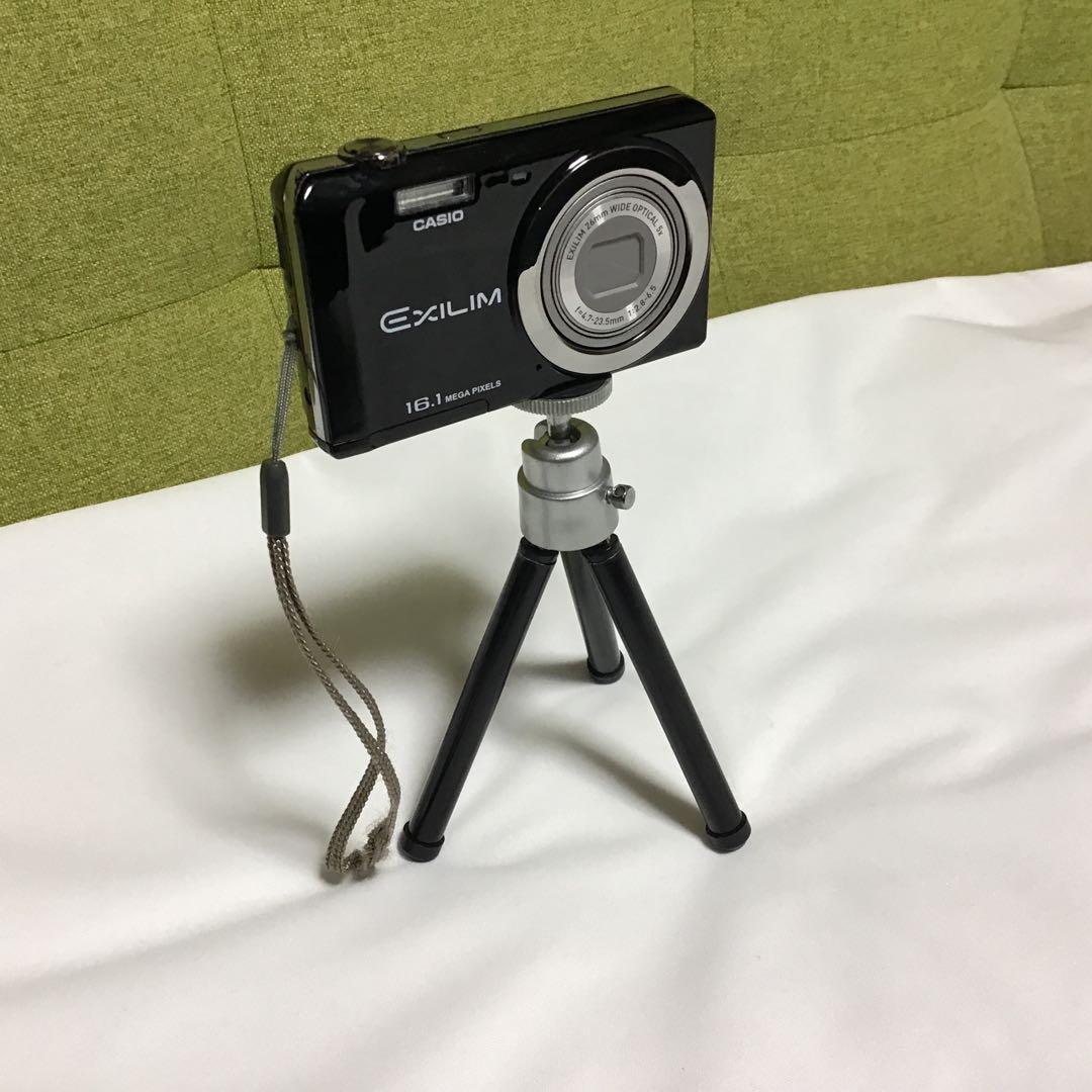 CASIOデジタルカメラ[数回の使用頻度] ケース(¥2000)＆三脚付属