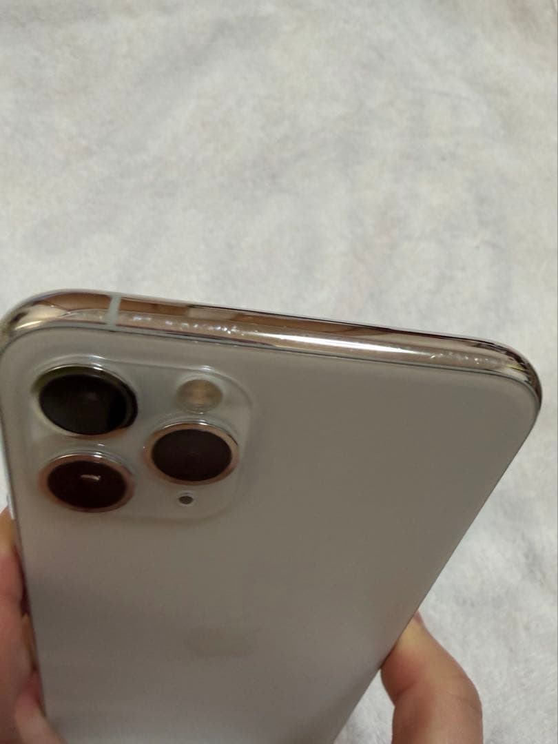 【お値下げ中】iPhone11 Pro 256GB 本体