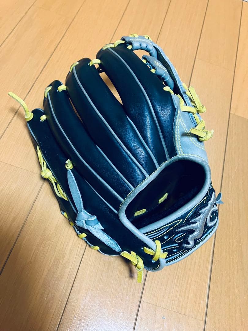 美品RYU軟式野球用グローブ