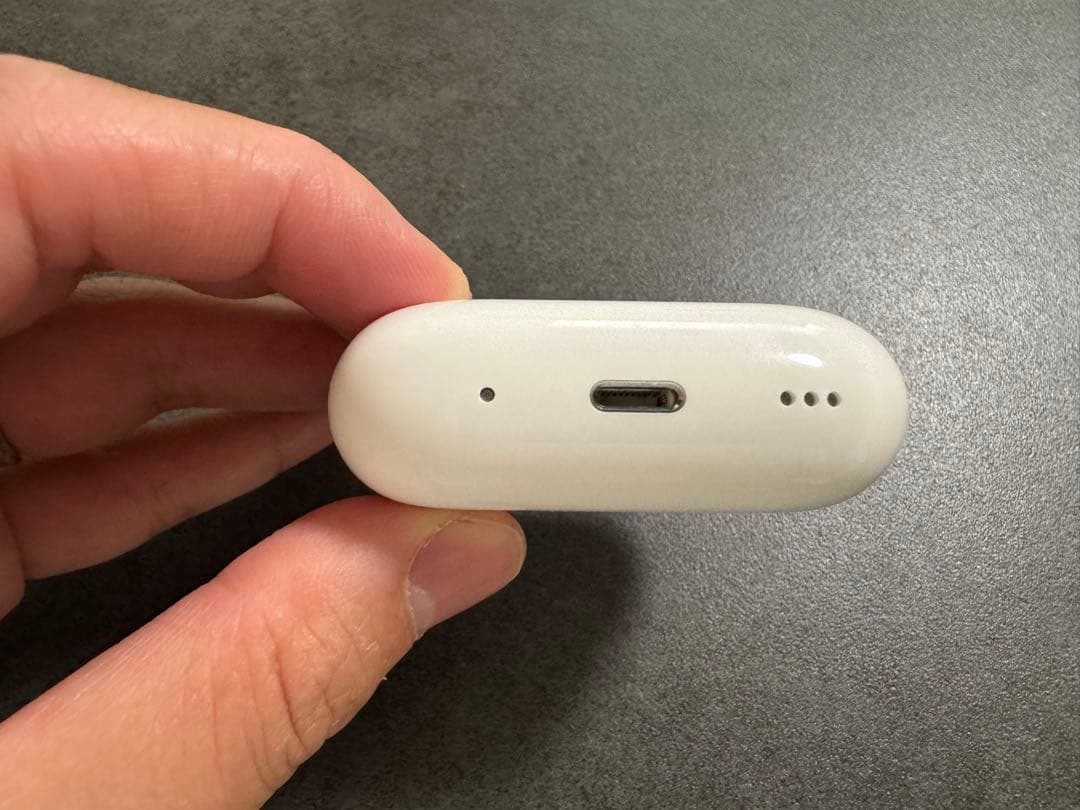 【美品】AirPods Pro 2世代 MagSafe充電ケース 豪華おまけ