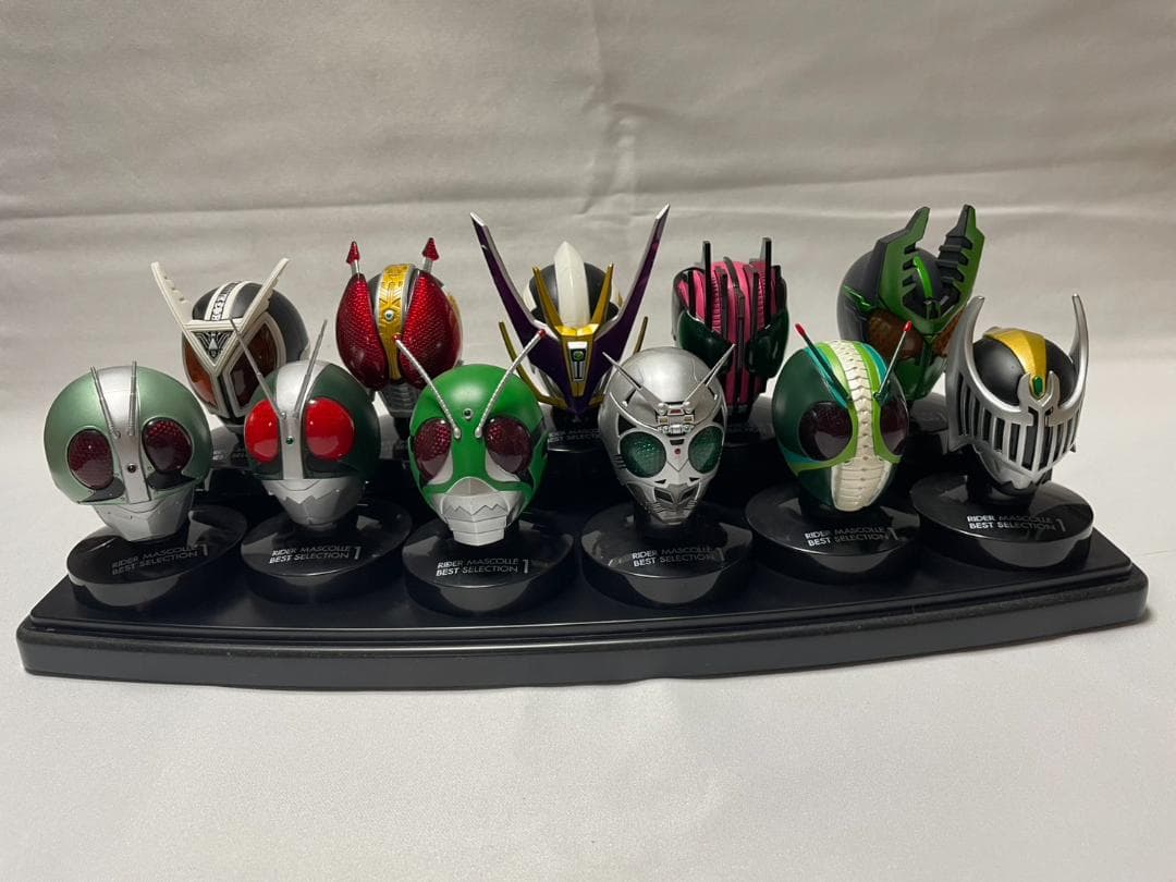 仮面ライダー　マスクコレクション　３０個まとめ売り