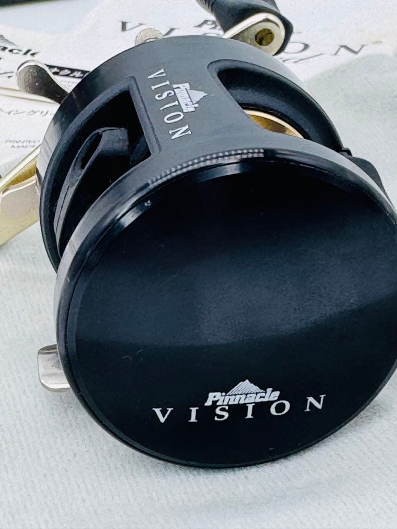 【極美品/箱付】ピナクルビジョン Pinnacle VISION ブラック