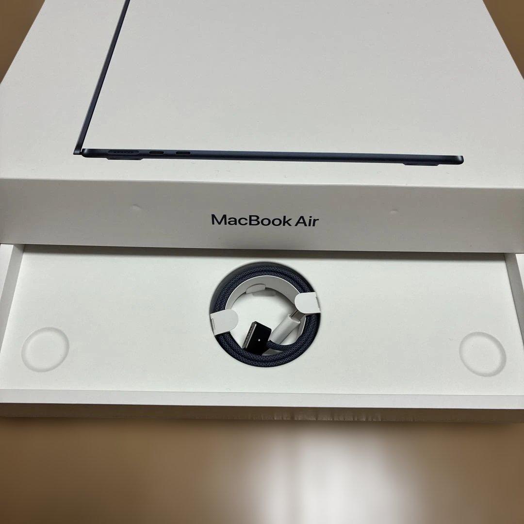 【R2DD】MacBookAir M2US 13.6in8/256GB