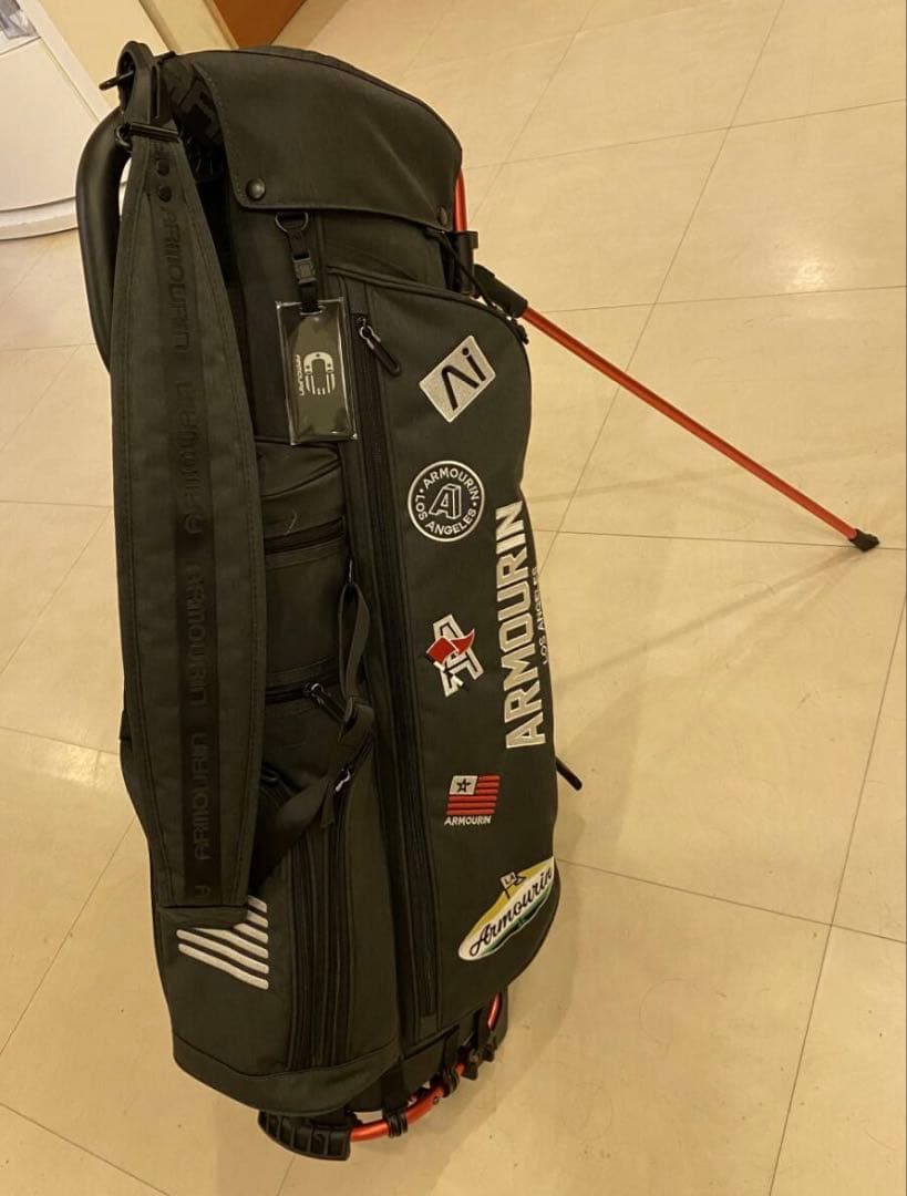 超美品アーマーインARMOURIN PRO MODEL8.5 キャディバッグ
