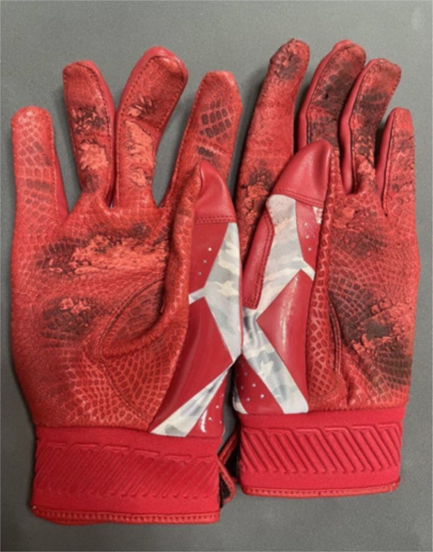超希少‼️巨人　岡本和真選手　38番最終年　実使用‼️バッティンググローブ