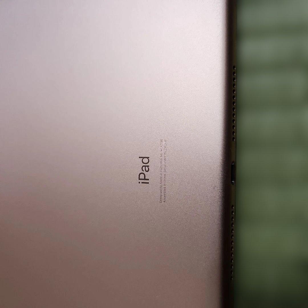 Apple iPad (第7世代) 32GB cellular 　ジャンク