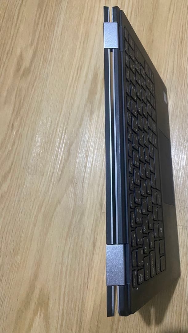 Dell XPS 9365 2-in-1ノートパソコン Core i5-7Y54