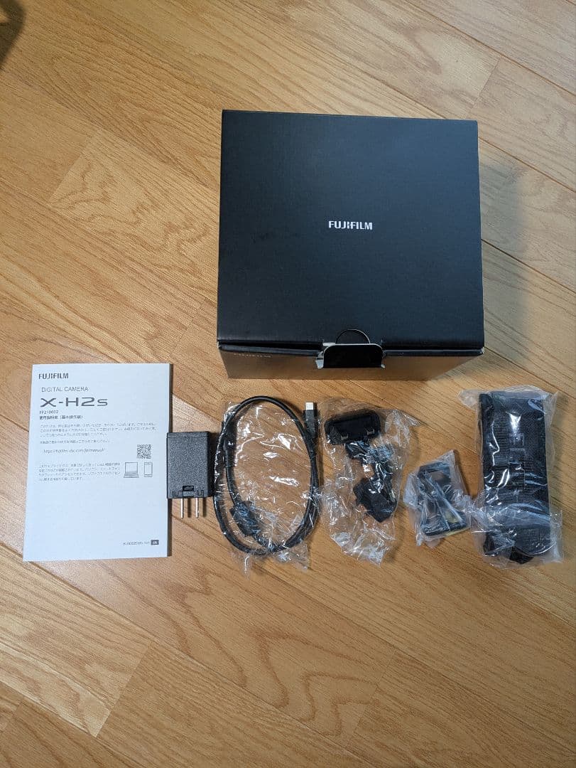 Fujifilm X-H2S フジフイルム　カメラケージ　バッテリー付き