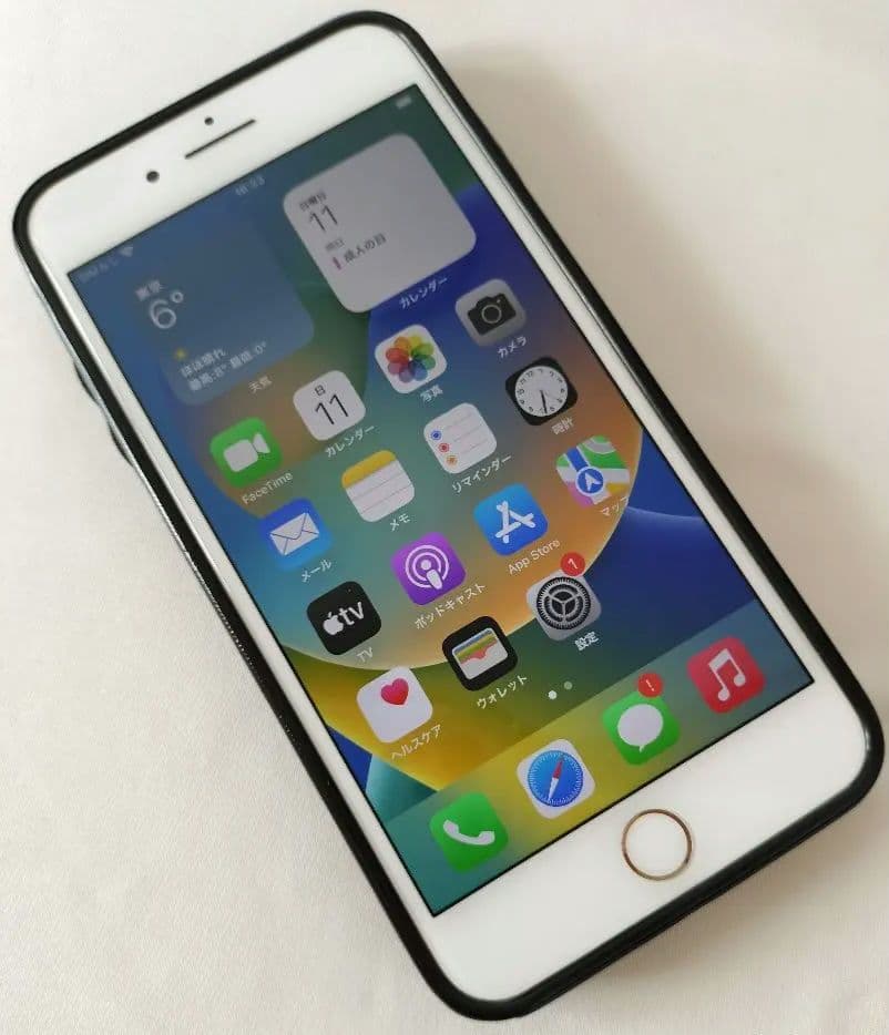 【美品】iPhone 8 Plus 128gb”完動品”