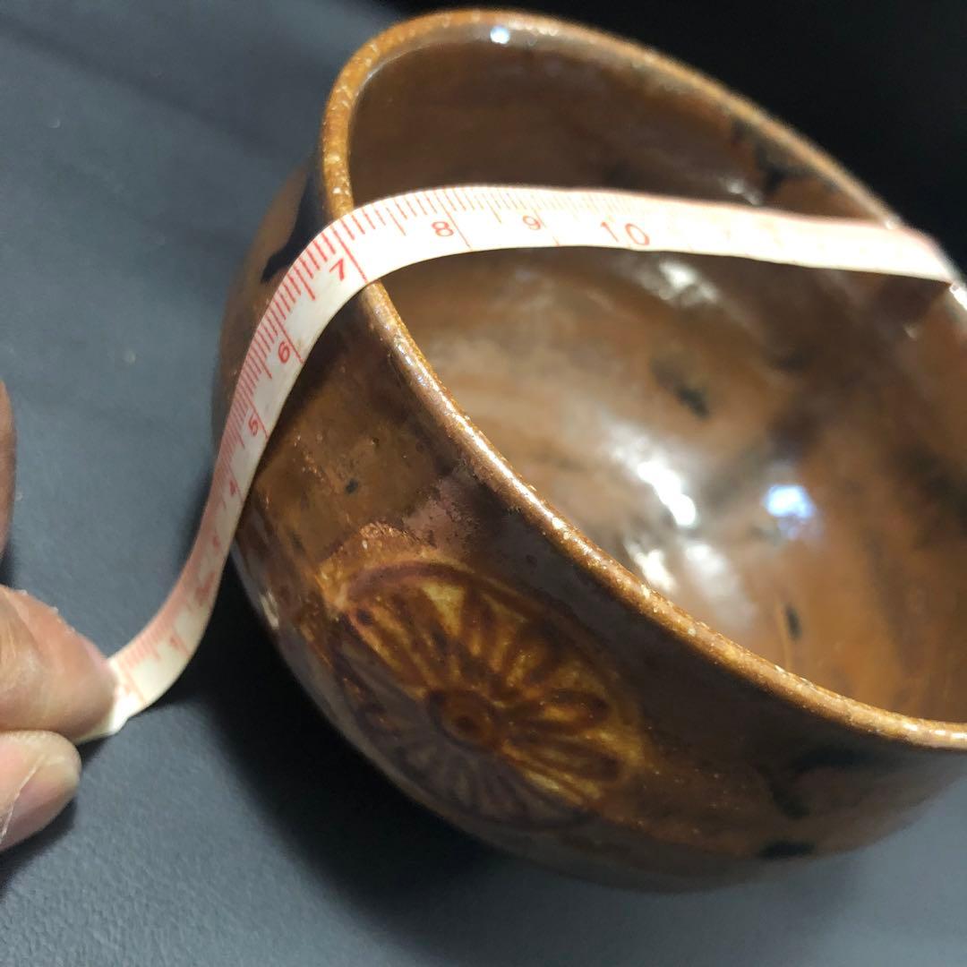 究極の古美術◾️蔵からかなり雰囲気のある黒茶の抹茶茶碗が出て来ました。茶道具、