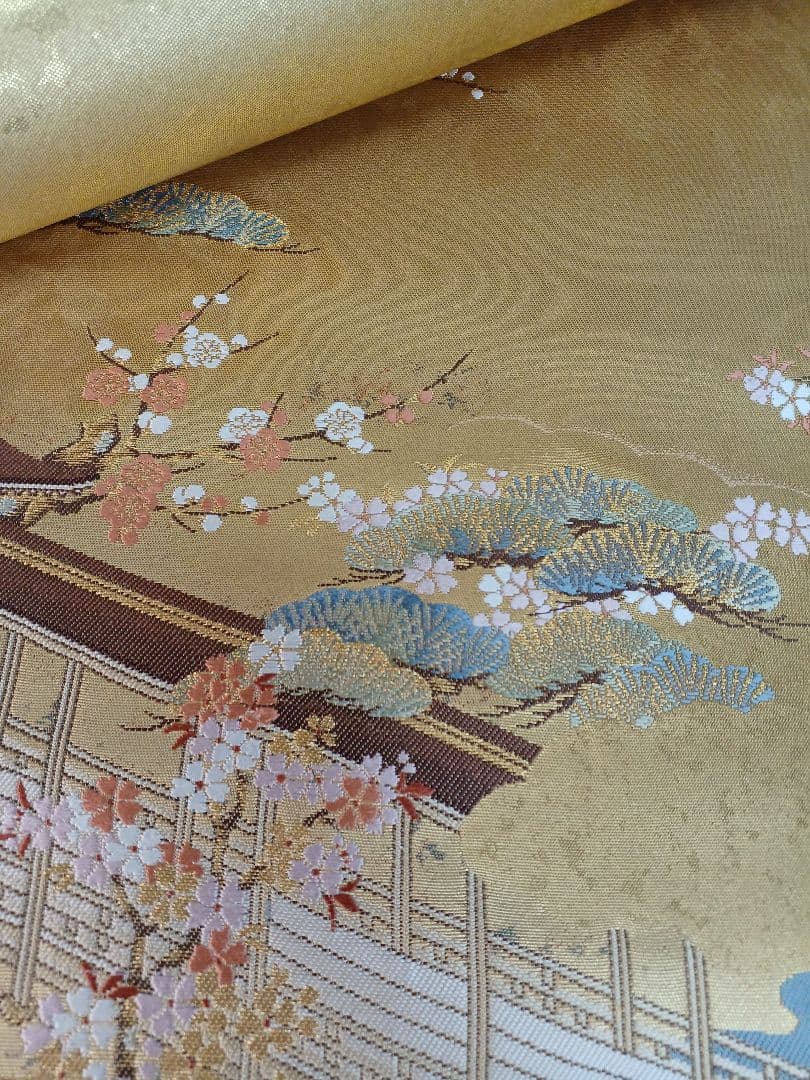 ［お太鼓柄］袋帯　新品未使用品　本金箔　宮中花車文　450cm O-015