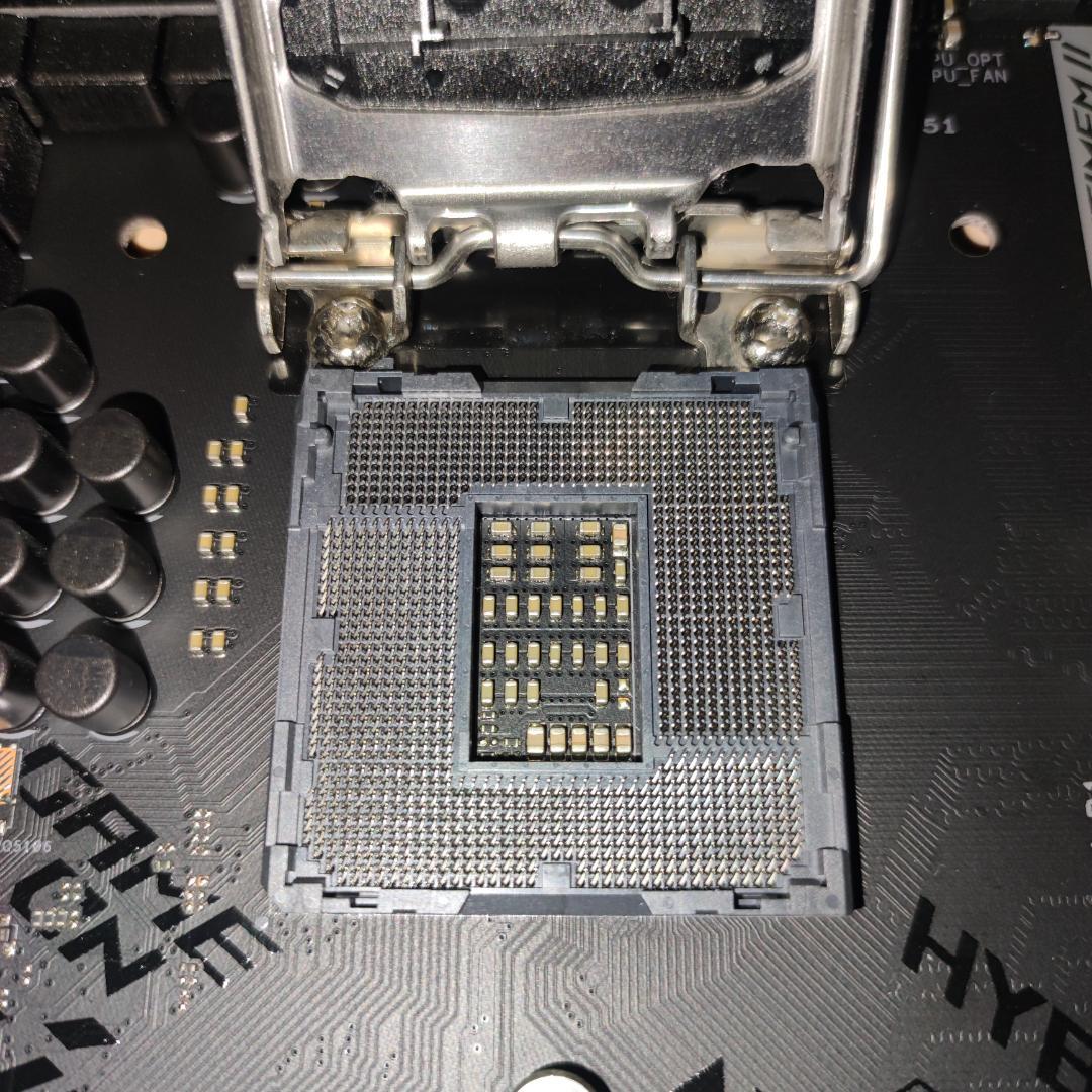 ASUS ROG STRIX Z390-F マザーボード