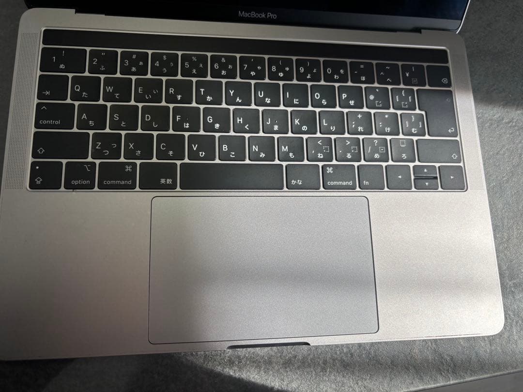 MacBook Pro 13インチ 2019 /16GB / 256GB 初期済
