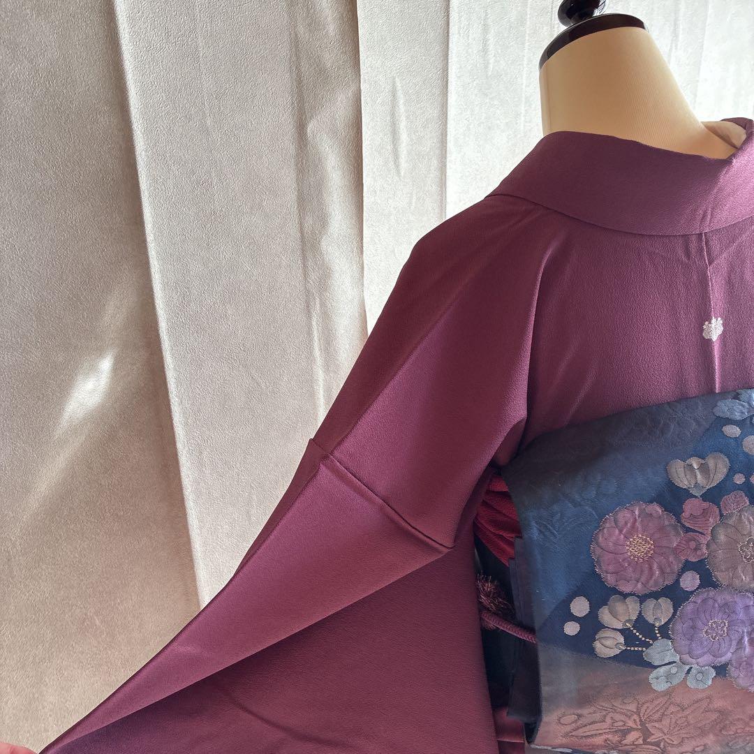 色無地　フルセット　着物　正絹　一つ紋　辻ヶ花の帯　赤紫　N5