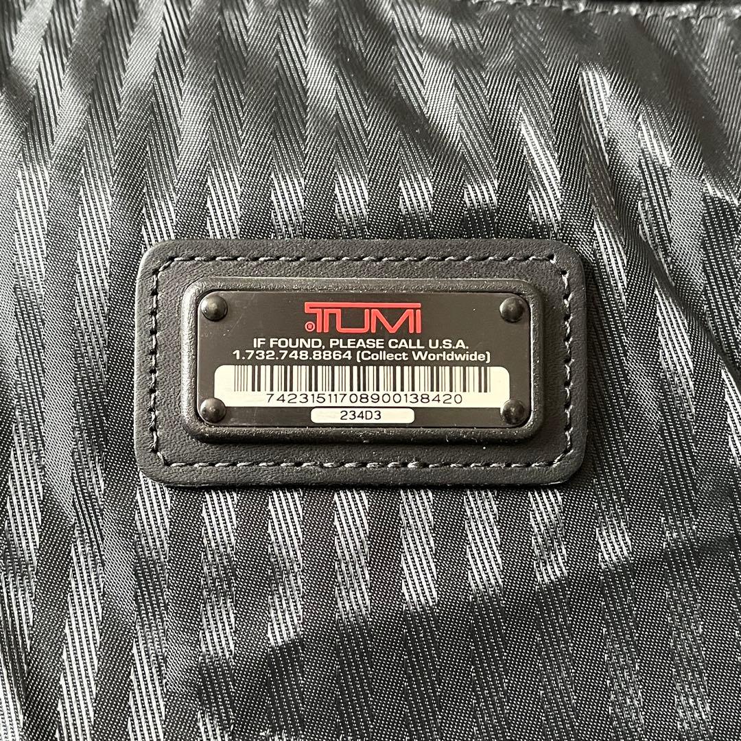 未使用品✨TUMI トゥミ　ガーメントバッグ　ナイロン　234D3 ブラック